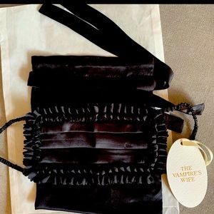 NWT unopened Vampire’s wife mask